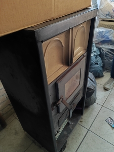 Decs, Kossuth utca elején üzleti ingatlan eladó 14