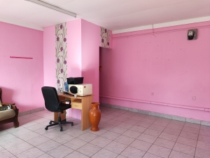Decs, Kossuth utca elején üzleti ingatlan eladó 16