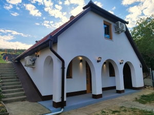 Felújított Tanya Szekszárd, Palánki hegyen 3