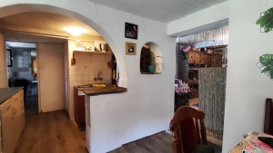 ÁRCSÖKKENÉS! Kistormás-Kölesd határában vegyes építésű ház dupla telekkel eladó 4