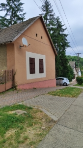 Mórágyon csendes környezetben felújítandó ház eladó 19