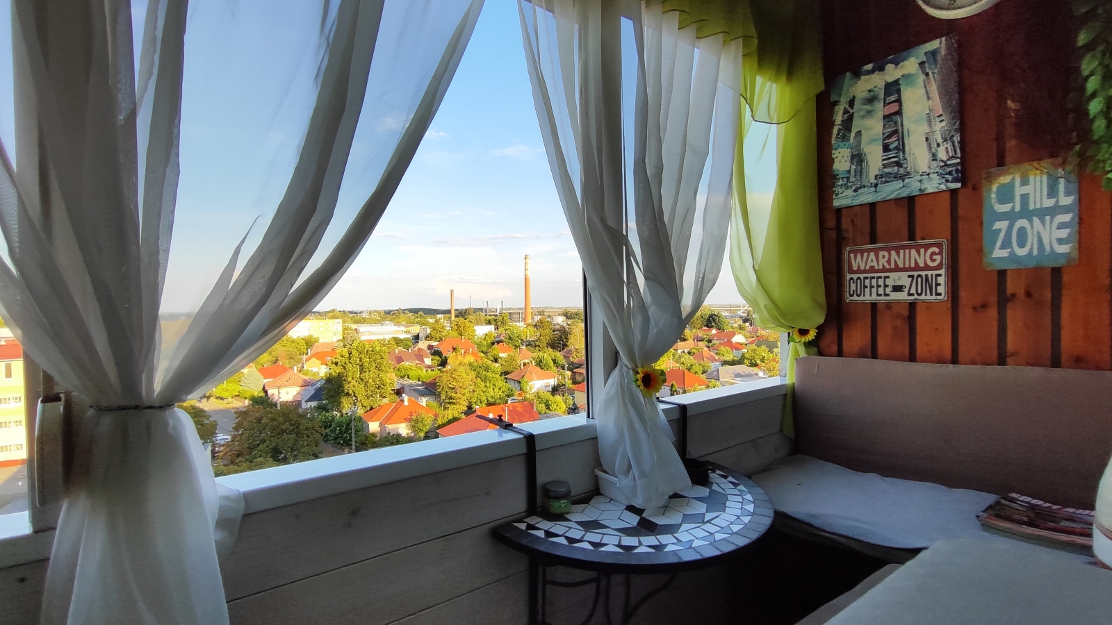 Szekszárd 2szobás lakás erkéllyel, liftes épületben