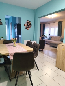 ELADVA! Szekszárd, Alkotmány utca 69m2-es felújított lakás 4