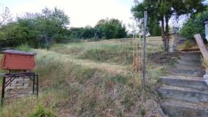 Szekszárd, Baranya-völgyben panorámás tanya, betonút mellett  5