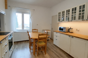 ELADVA! Szekszárd belváros közeli Családi ház 3