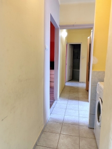 Szekszárd belvárosI, parkra néző lakás, liftes épületben eladó 12