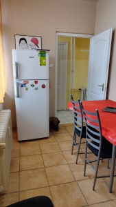 Szekszárd belvárosI, parkra néző lakás, liftes épületben eladó 9