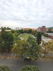 Szekszárd belvárosI, parkra néző lakás, liftes épületben eladó 21