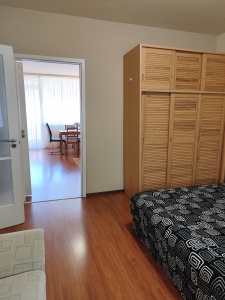 Szekszárd belvárosi 56m2-es, erkélyes lakás 13