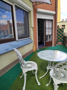 Szekszárd belvárosi, földszinti garzon 24