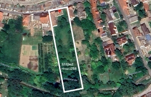 Szekszárd Bethlen G. utca 3220m2-en fekvő komfort nélküli ház eladó. 3