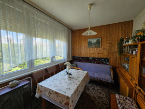 Szekszárd Herman O. felújítandó 57m2 lakás 12