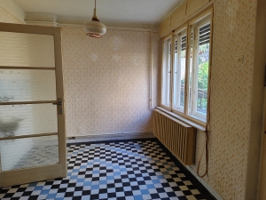 Szekszárd Herman O. Sorház Garázzsal  10