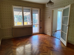 Szekszárd Herman O. Sorház Garázzsal  8