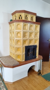 Szekszárd kertvárosi családi ház és vállalkozás egyben eladó! 11