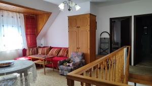 Szekszárd kertvárosi családi ház és vállalkozás egyben eladó! 20