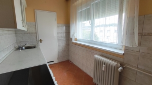 Szekszárd, Kölcsey ltp. 2szobás lakás 12