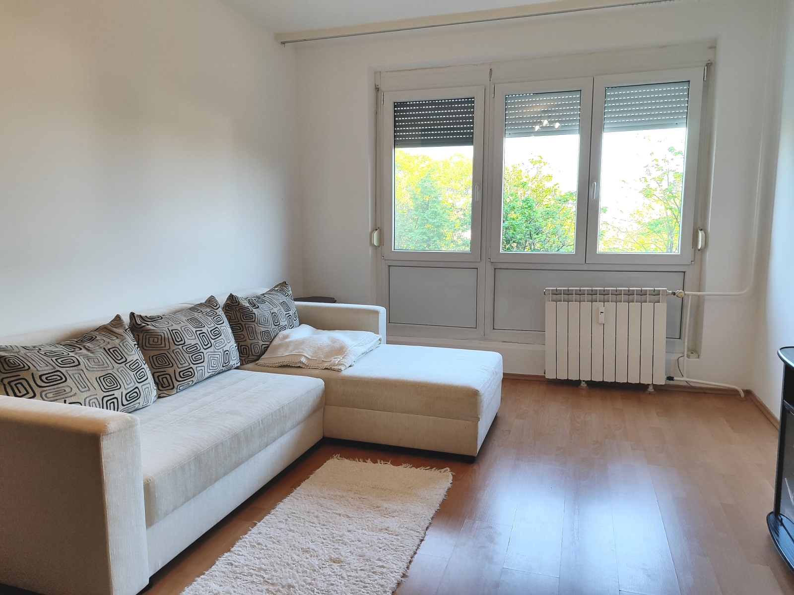 Szekszárd kórház közeli, első emeleti lakás