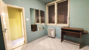 Szekszárd Kőrösi ltp. 54m2, 3.emelet 2