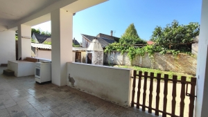 Szekszárd, polgári családi ház a belvárosban eladó 24