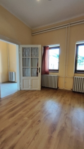 Szekszárd, polgári családi ház a belvárosban eladó 30