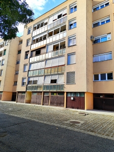 Szekszárd Rákóczi u. felújítandó 55m2-es lakás 17