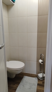 Szekszárd Wosinsky ltp. felújított erkélyes lakás 16