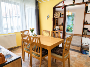 Szekszárd Csatár, 76m2-es lakás, akár garázzsal is!