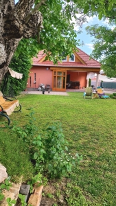 Tolna Babits utcai Családi ház eladó! 4