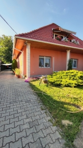 Tolna Babits utcai Családi ház eladó! 1