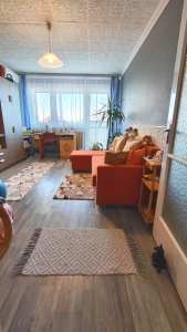 Tolna Kápolna lakótelepen 72m2 lakás + garázs 21
