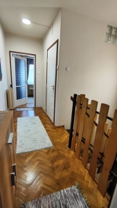 Tolna Kápolna lakótelepen 72m2 lakás + garázs 16