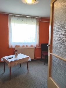Tolna, Tavasz utcai családi ház 25