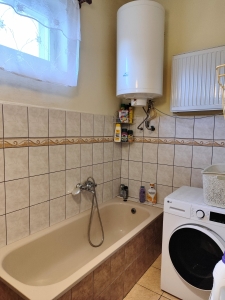 Tolna, Tavasz utcai családi ház 17