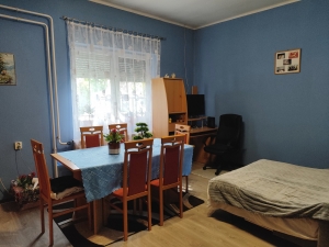 Tolna, Tavasz utcai családi ház 14