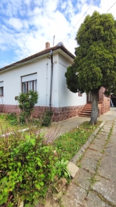 Tolna Újtelep, Erkel F. utcában nagyméretű ház, nagyméretű telken 1
