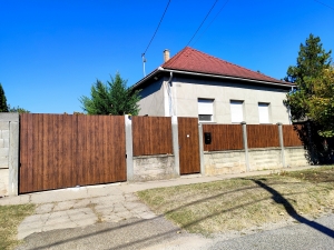 Tolnai családi ház eladó 3